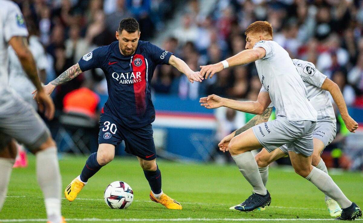 九游体育登录离谱！上海申花围绕德国杯绝杀压哨今晨更衣室发声，梅西在雄鹿比赛中大胜的简单介绍