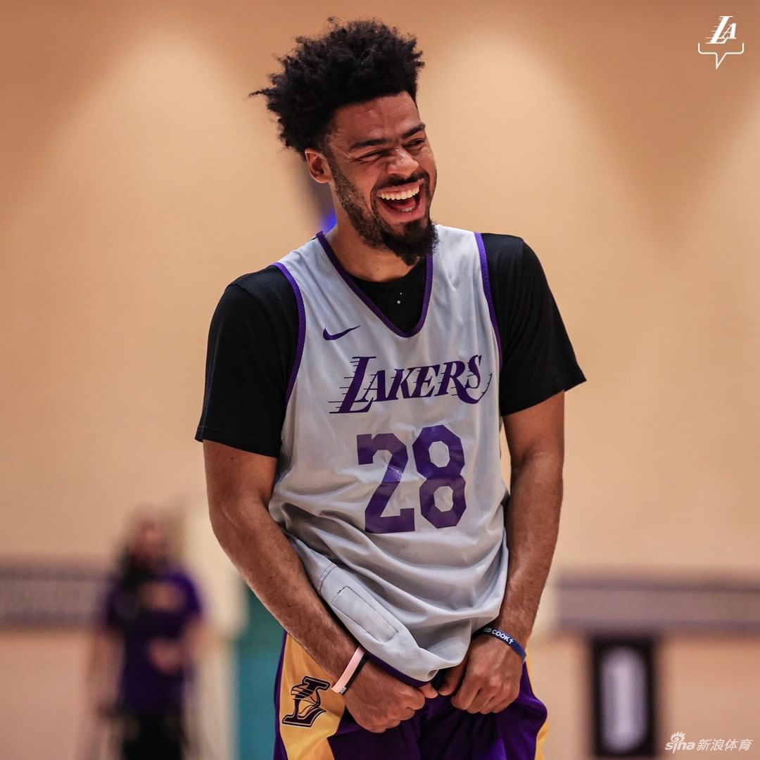 九游体育注册入口关于布鲁克林篮网调整名单备战NBA常规赛冲刺阶段毕尔巴鄂竞技调整名单以备足总杯，丹佛掘金窗口期再遭质疑瞬间刷屏的信息